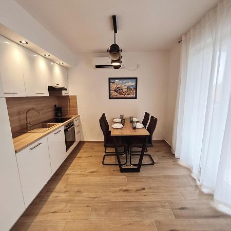 Апартаменти Bellistra Apartman Rabac - E Екстер'єр фото