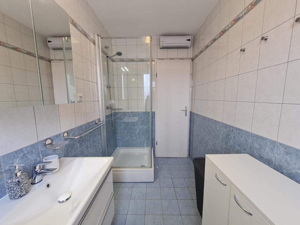 Апартаменти Bellistra Apartman Rabac - E Екстер'єр фото