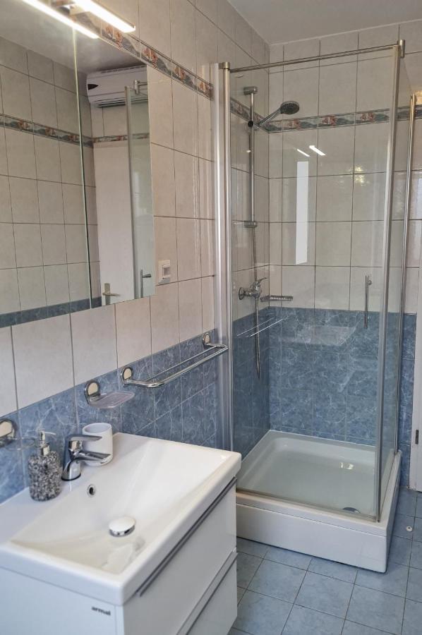 Апартаменти Bellistra Apartman Rabac - E Екстер'єр фото